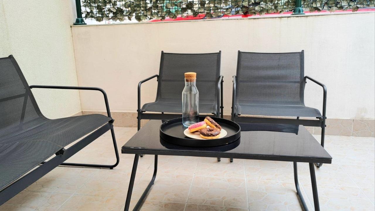 Center Apartment With Terrace And Free Parking Kastela Bagian luar foto